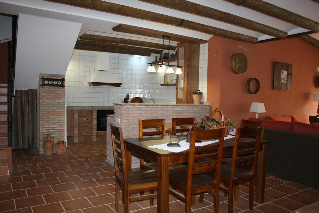 La Casa Del Azafran Villa Villanueva del Rebollar de la Sierra Værelse billede